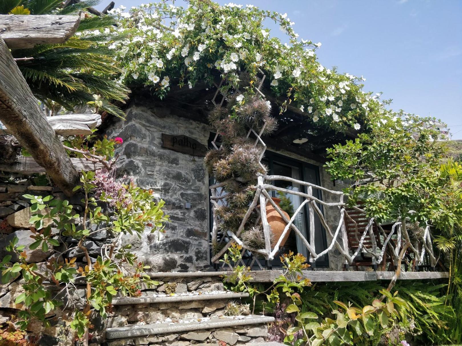 Calhau Grande Hotel Arco da Calheta  Exterior photo